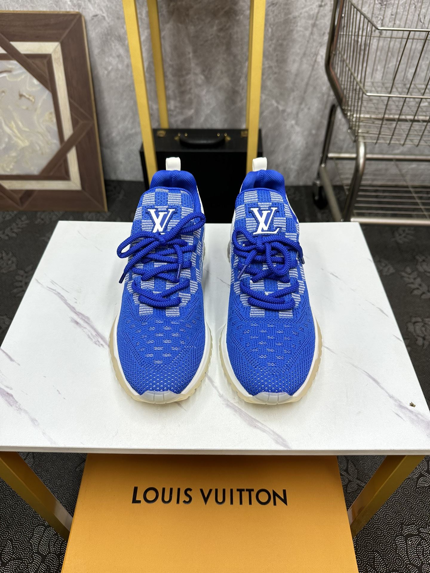 Louis Vuitton Low Shoes